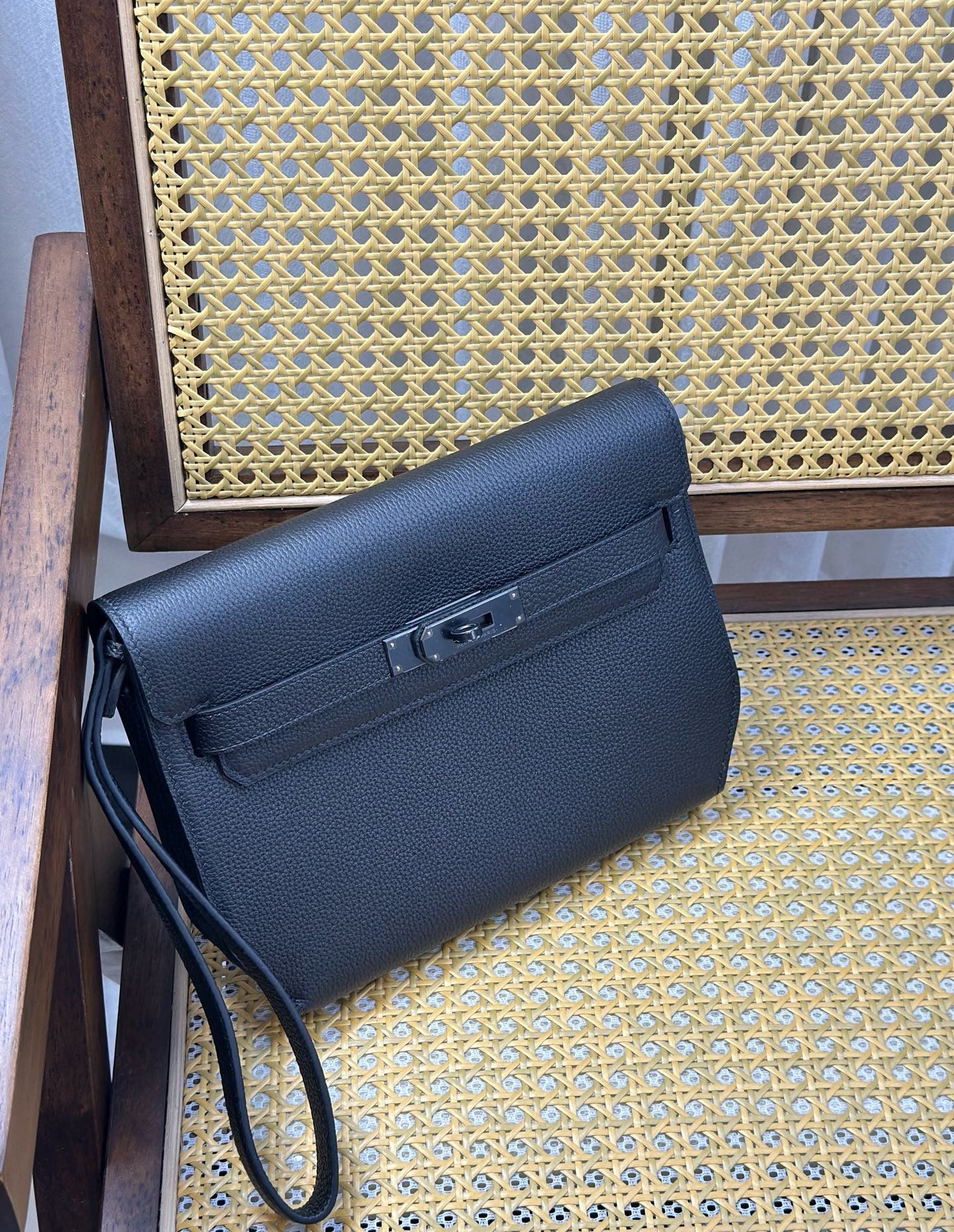 代金引換クロスボディバッグ