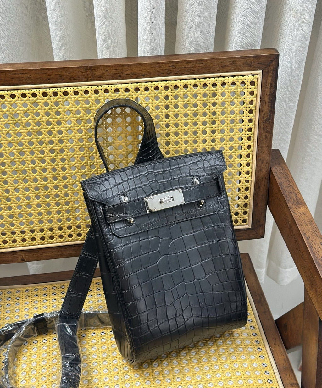 代金引換スリングバッグ