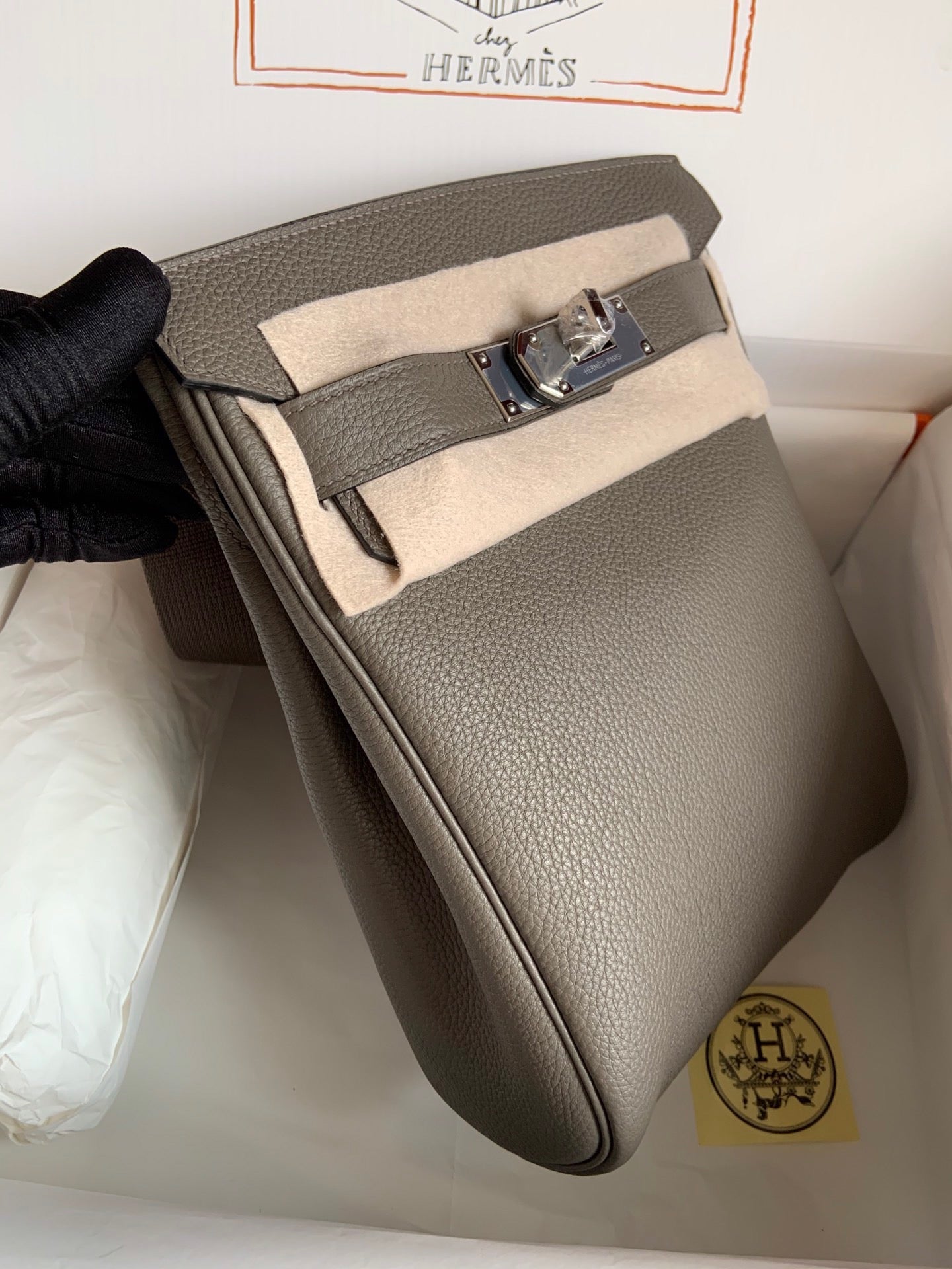 代金引換アックアド