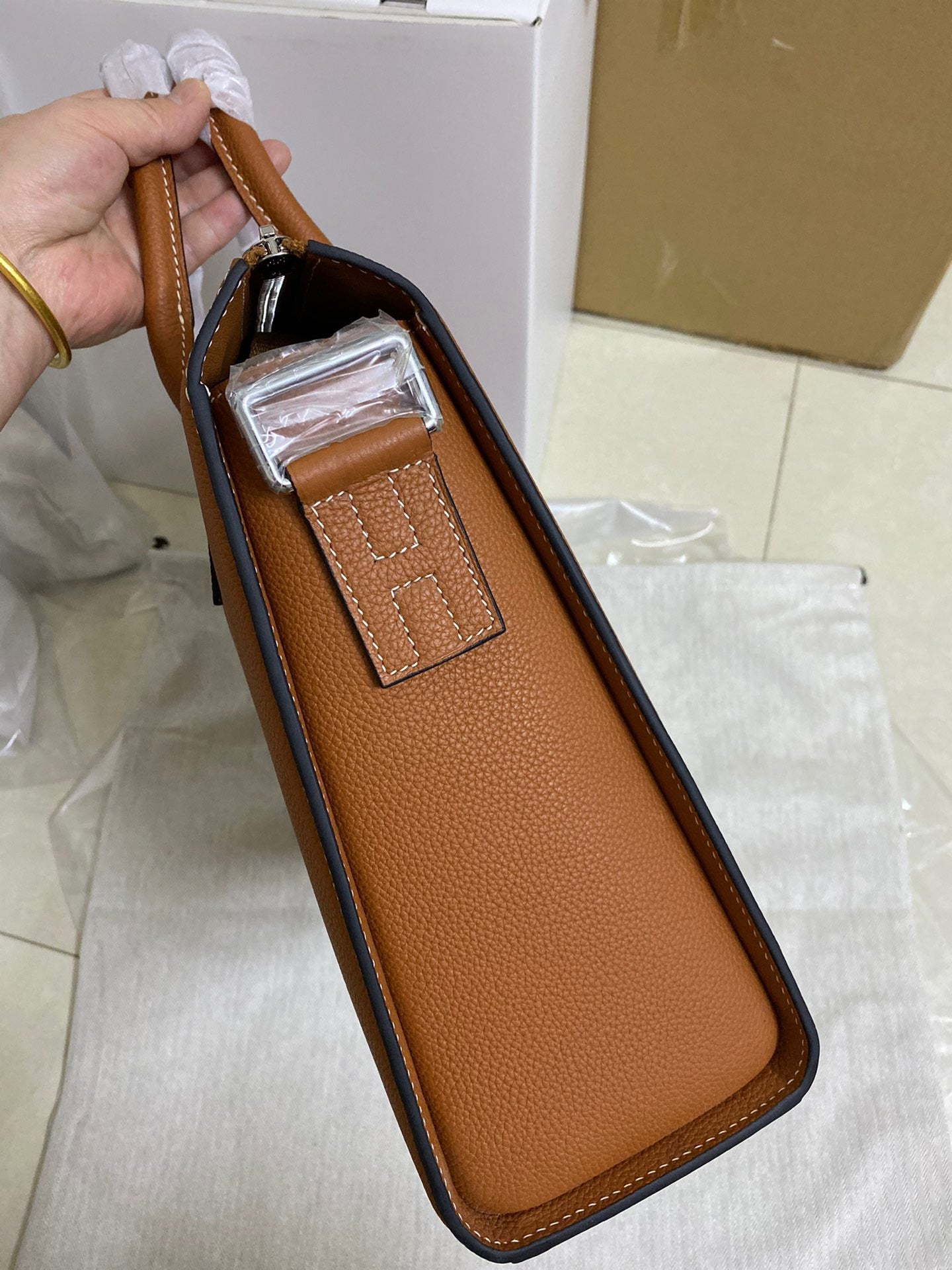 代金引換ブリーフケース